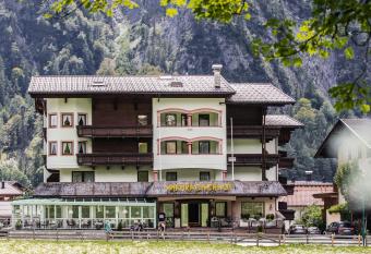 Mauracherhof has Balcony rooms