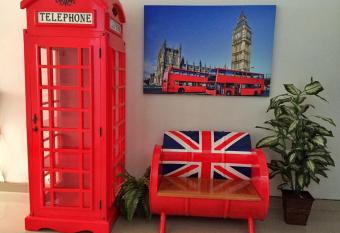 Odessa 1 - Ten minutes to Malioboro has Balcony rooms