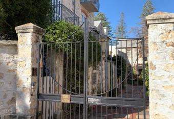 Fremantle Port Mill Bed & Breakfast - Unique Accommodation has Balcony rooms