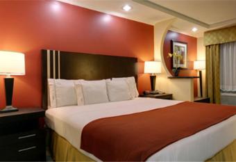 Americas Best Value Inn Angleton allows 18 year olds to book a room