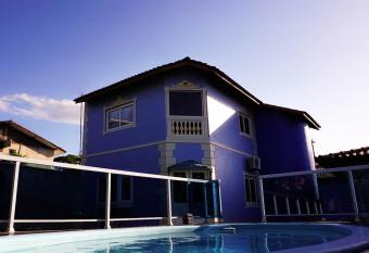 Suite Queen D Arte allows 18 year olds to book a room