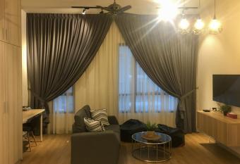 Zayah Homestudio near Bukit Jalil / Mines allows 18 year olds to book a room