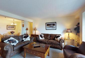 Mountain Green: 3D13 has Balcony rooms