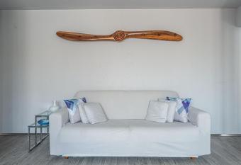 Suite Lido di VE Festival del Cinema allows 18 year olds to book a room