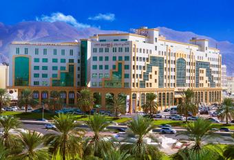City Seasons Hotel & Suites Muscat allows 18 year olds to book a room