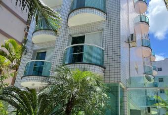 Apartamentos Primavera Guaruj   allows 18 year olds to book a room