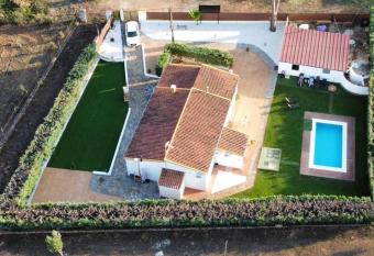 Alojamientos Rurales La Codosera has Balcony rooms