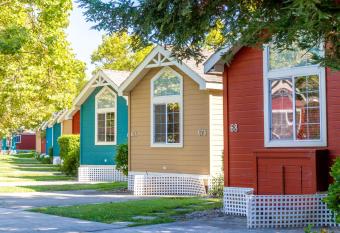 Riverpointe Napa Valley Resort has Balcony rooms