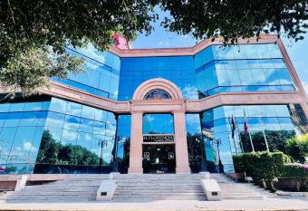 Hotel Florencia by Marho allows 18 year olds to book a room