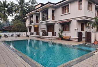 Coastal Suites Apart-Hotel has Balcony rooms