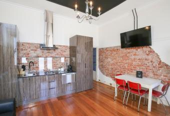 Indulge Apartments - The Urban Collection allows 18 year olds to book a room