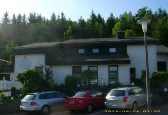 G  stehaus Hochrh  nblick allows 18 year olds to book a room