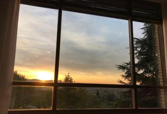 Portal De La Rioja has Balcony rooms