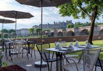 Hotel du Roi & Spa by SOWELL COLLECTION has Balcony rooms