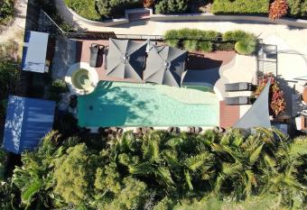 The Byron Beachcomber has Balcony rooms