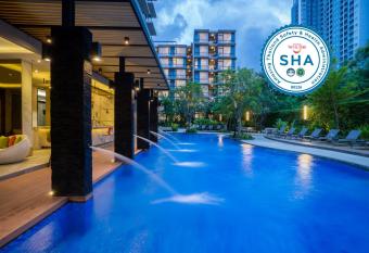 Altera Hotel and Residence by At Mind has Balcony rooms