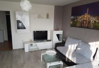 Apartman Vuk - Stan na dan Banja Luka allows 18 year olds to book a room