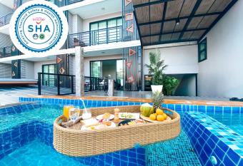 Irin Beach Cha-am allows 18 year olds to book a room