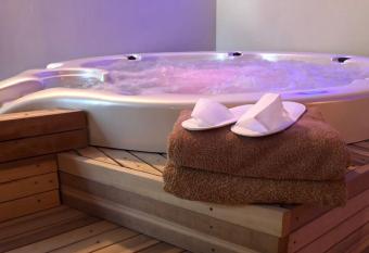 Hotel Kube has Balcony rooms