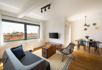 Crov has Balcony rooms