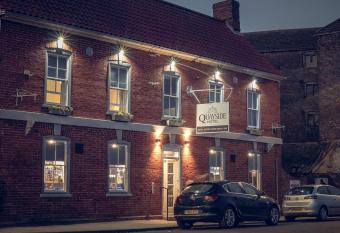 Quayside Hotel & Bar allows 18 year olds to book a room