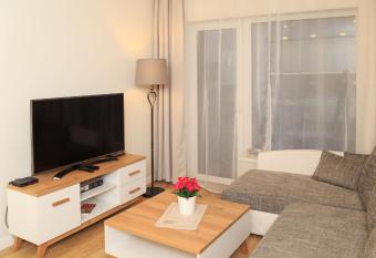 VIP apartaments - Zalgirio 96 has Balcony rooms