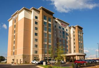 Drury Inn & Suites Huntsville at the Space & Rocket Center allows 18 year olds to book a room