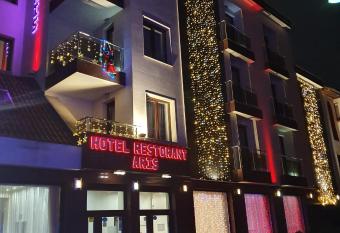 Aris Hotel Sofia has Balcony rooms