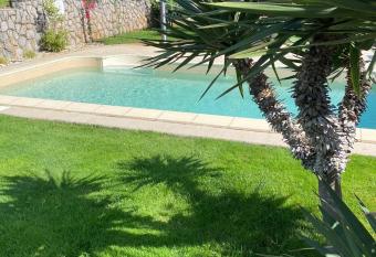 Villa Nada has Balcony rooms