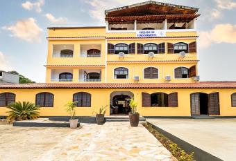 Reserva Mangaratiba Hotel allows 18 year olds to book a room