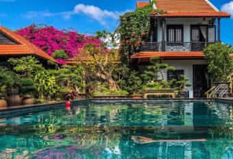 Betel Garden Villa has Balcony rooms