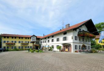 Hotel Neuwirt has Balcony rooms