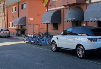 Hotel Est Piombino has Balcony rooms