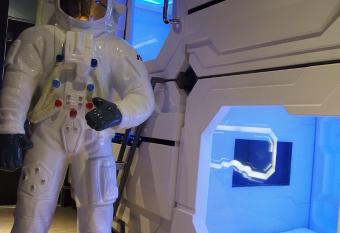 Space Hotel @ Chinatown Kuala Lumpur allows 18 year olds to book a room