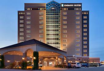 Embassy Suites by Hilton Monterey Bay Seaside has Balcony rooms