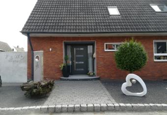 Fewo Wichtrup has Balcony rooms