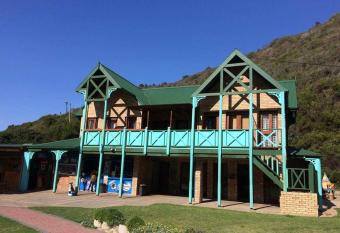 Victoria Bay Self-Catering Units has Balcony rooms