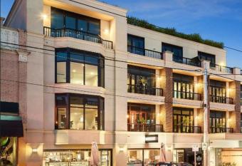 Corporate Living Accommodation Hawthorn allows 18 year olds to book a room