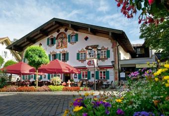 Hotel Alte Post has Balcony rooms