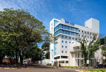 ibis budget Foz do Igua  u allows 18 year olds to book a room