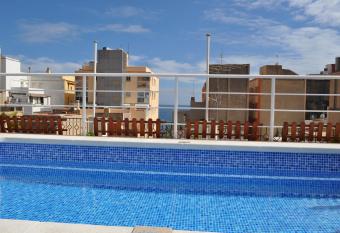 Hostal Vila del Mar has Balcony rooms