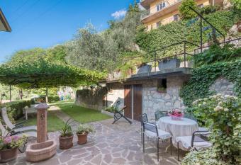 Corte Faliva has Balcony rooms