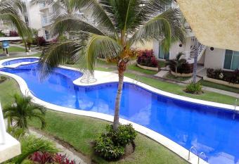 Marina Diamante Lilian has Smoking/Balcony rooms