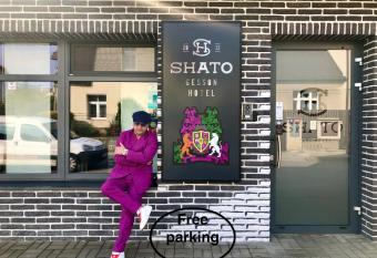 Hotel Shato Gesson has Balcony rooms