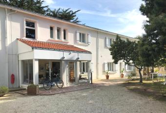 Hotel Esperanza has Balcony rooms