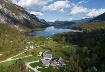 PRIVILLAGE Stare - B&B has Balcony rooms