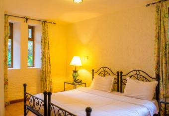 Kianderi Villa-Great Rift Valley Resort has Balcony rooms
