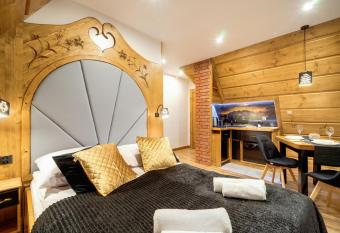 Zak  tek pod Grap   Bis has Balcony rooms