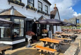 The Swan Hotel allows 18 year olds to book a room