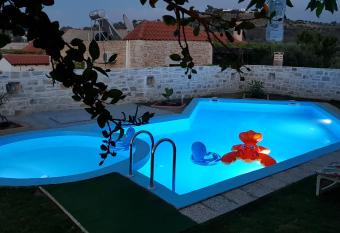 Villa Zahner has Balcony rooms